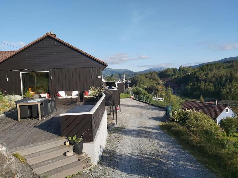 شقة Casa Monami Leilighet I Naturen Naer Bergen Lonevåg المظهر الخارجي الصورة